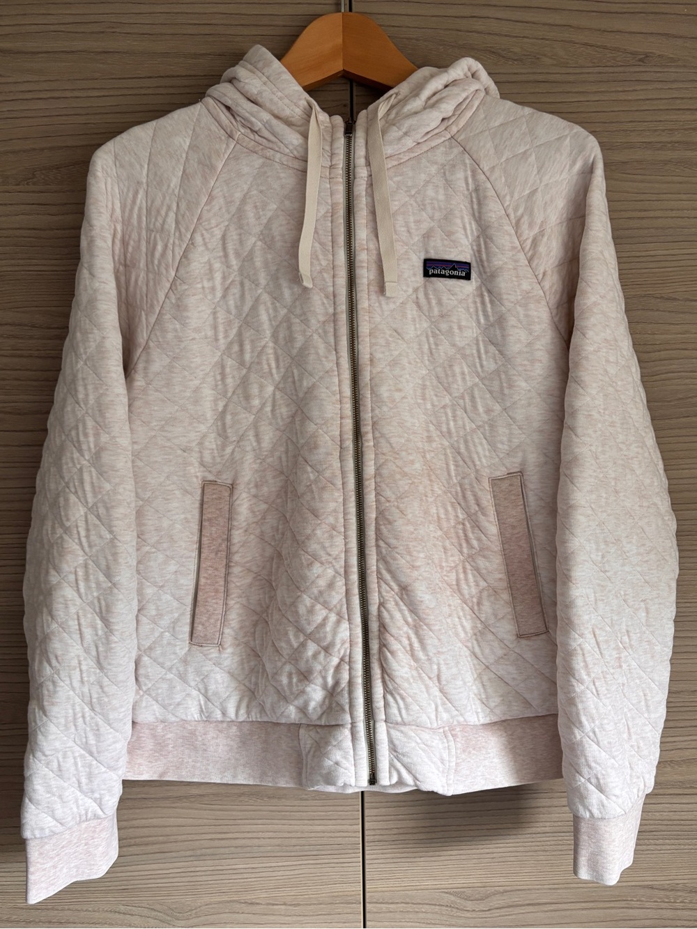 Patagonia Organic Cotton Quilt Hooded Jacket – Women's M